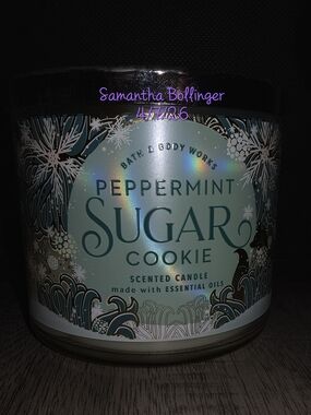 Bath & Body Works 3-Wick Candle  Peppermint Sugar Cookie